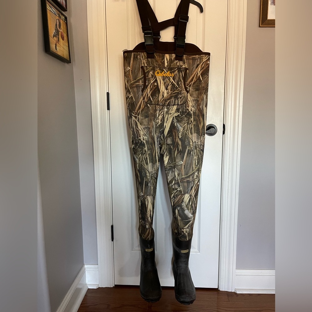 Cabela’s Waders Men’s Size 6 Boots